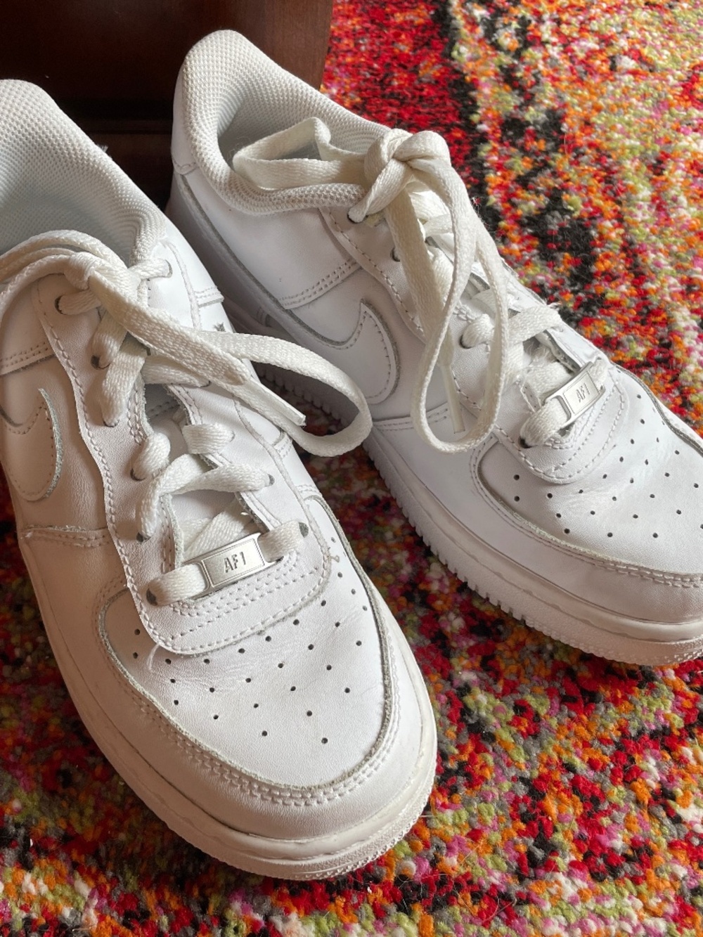 Youth Nike Air Force 1 Sneakers EXCELLENT condition